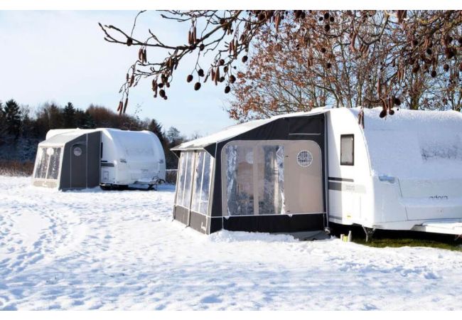 Winterkamperen met tent of caravan