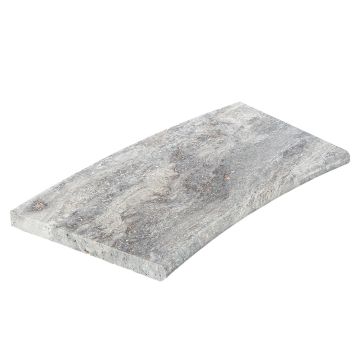 Radius randsteen voor het netjes afwerken van een rond inbouw zwembad